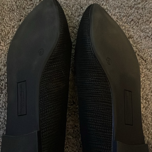 Christian Siriano Womens Gigi Black Pointed Toe Solid Size 7.5W Ballet Flat Shoe - Picture 6 of 6